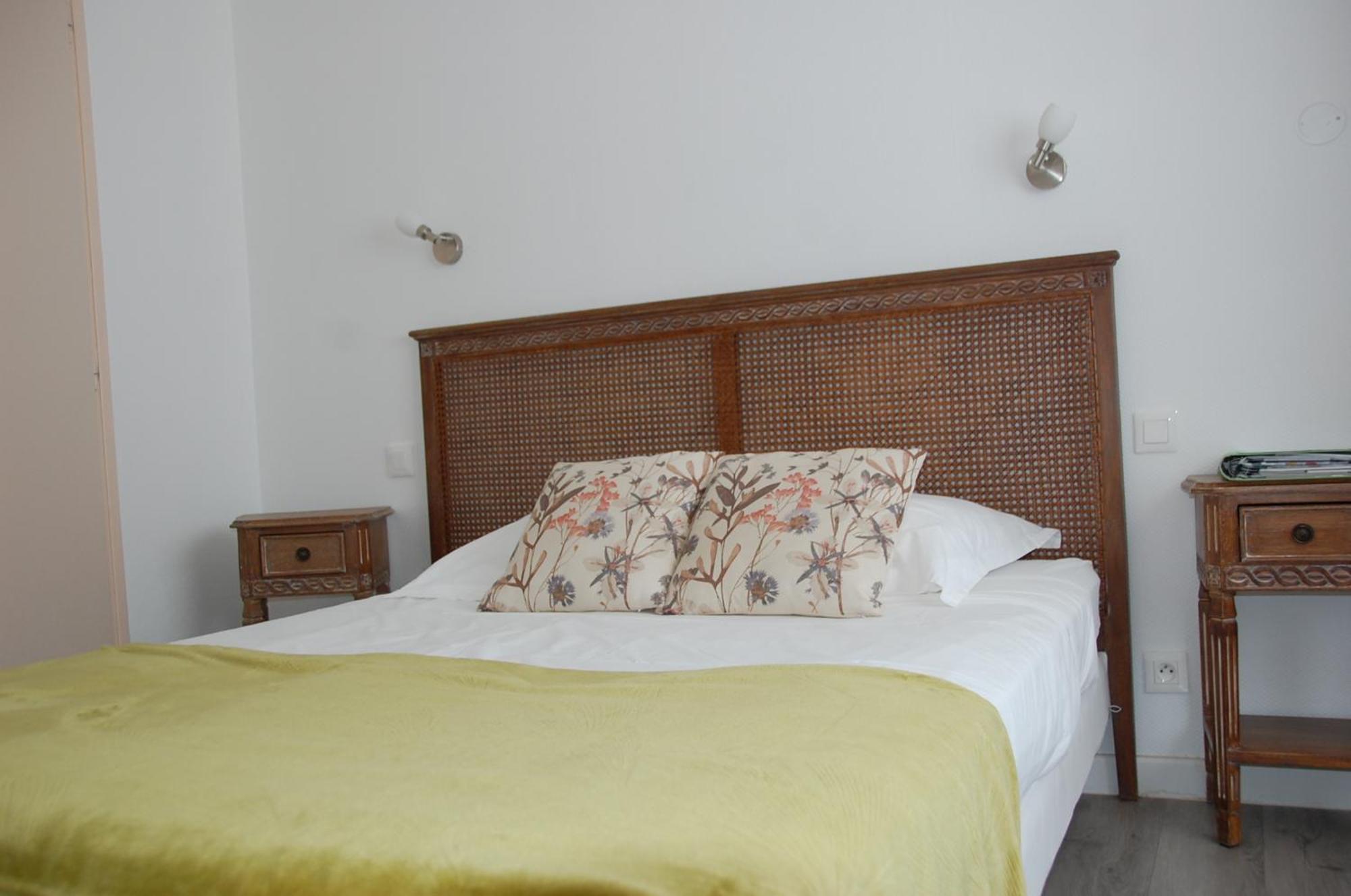 Le Pont De La Loire Bed & Breakfast Bourbon-Lancy Exterior photo