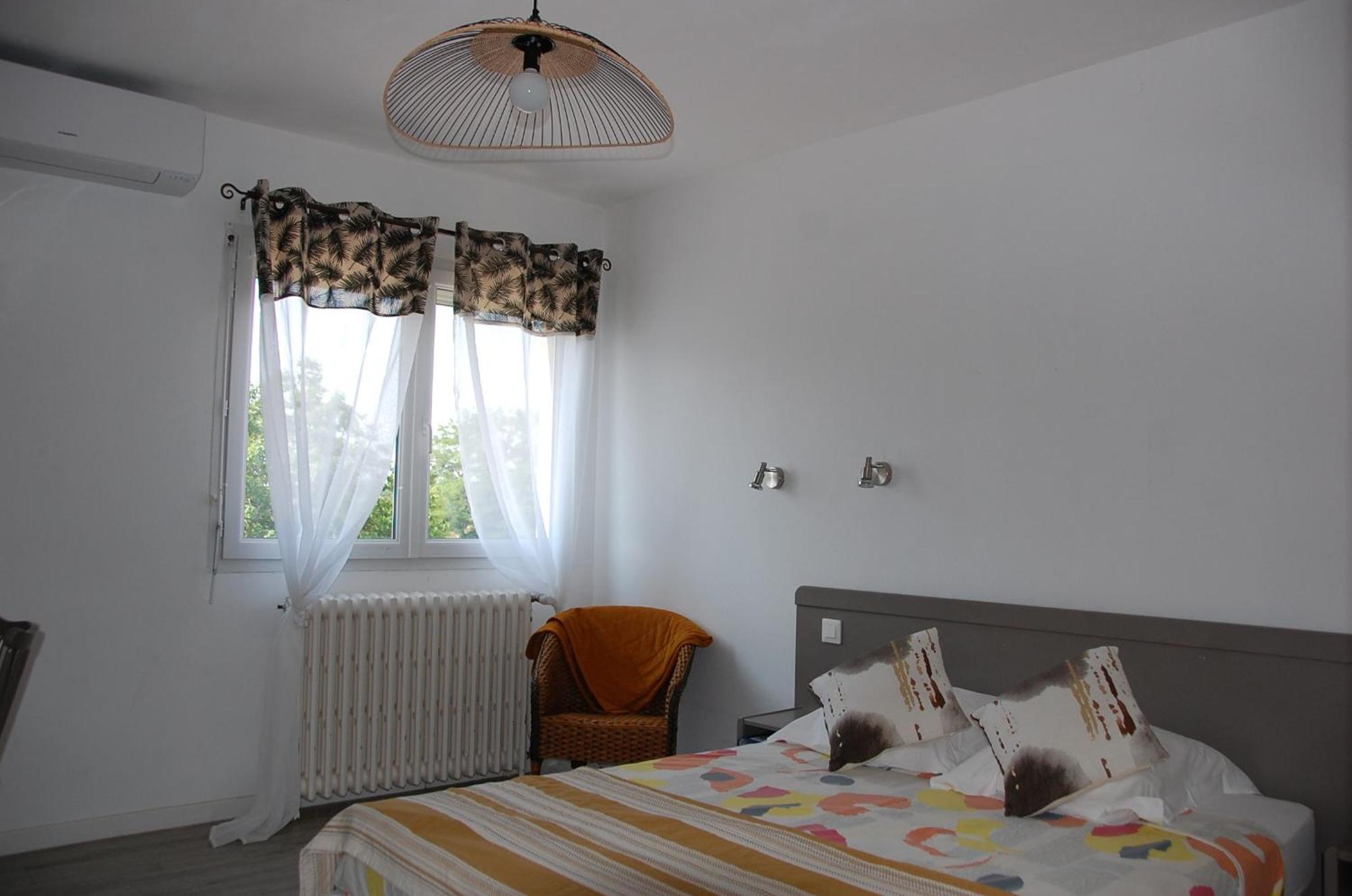 Le Pont De La Loire Bed & Breakfast Bourbon-Lancy Exterior photo